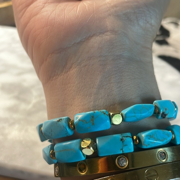 Turquoise Howlite bracelet - Picture 4 of 4